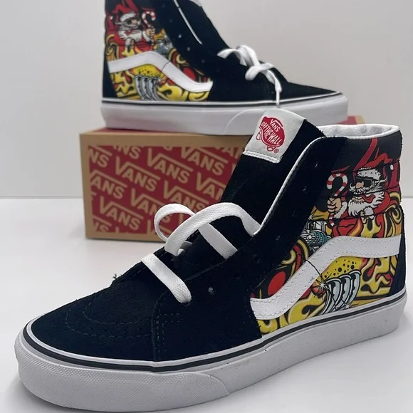 Vans Men’s High-Top Sneakers - Black Red Sk8-HiSanta Flame BlackVN0A4BVTBLK